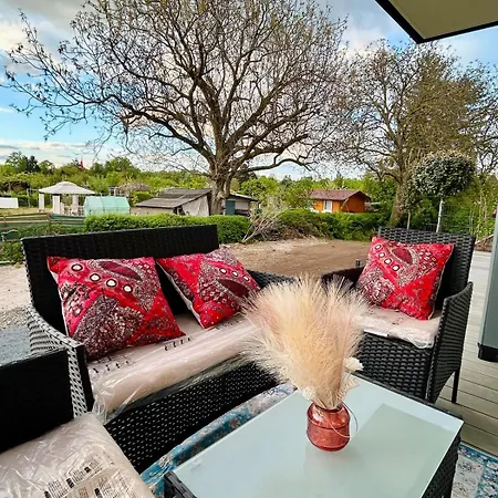 Brand New Flat With A Terrace Near Messe Appartement *